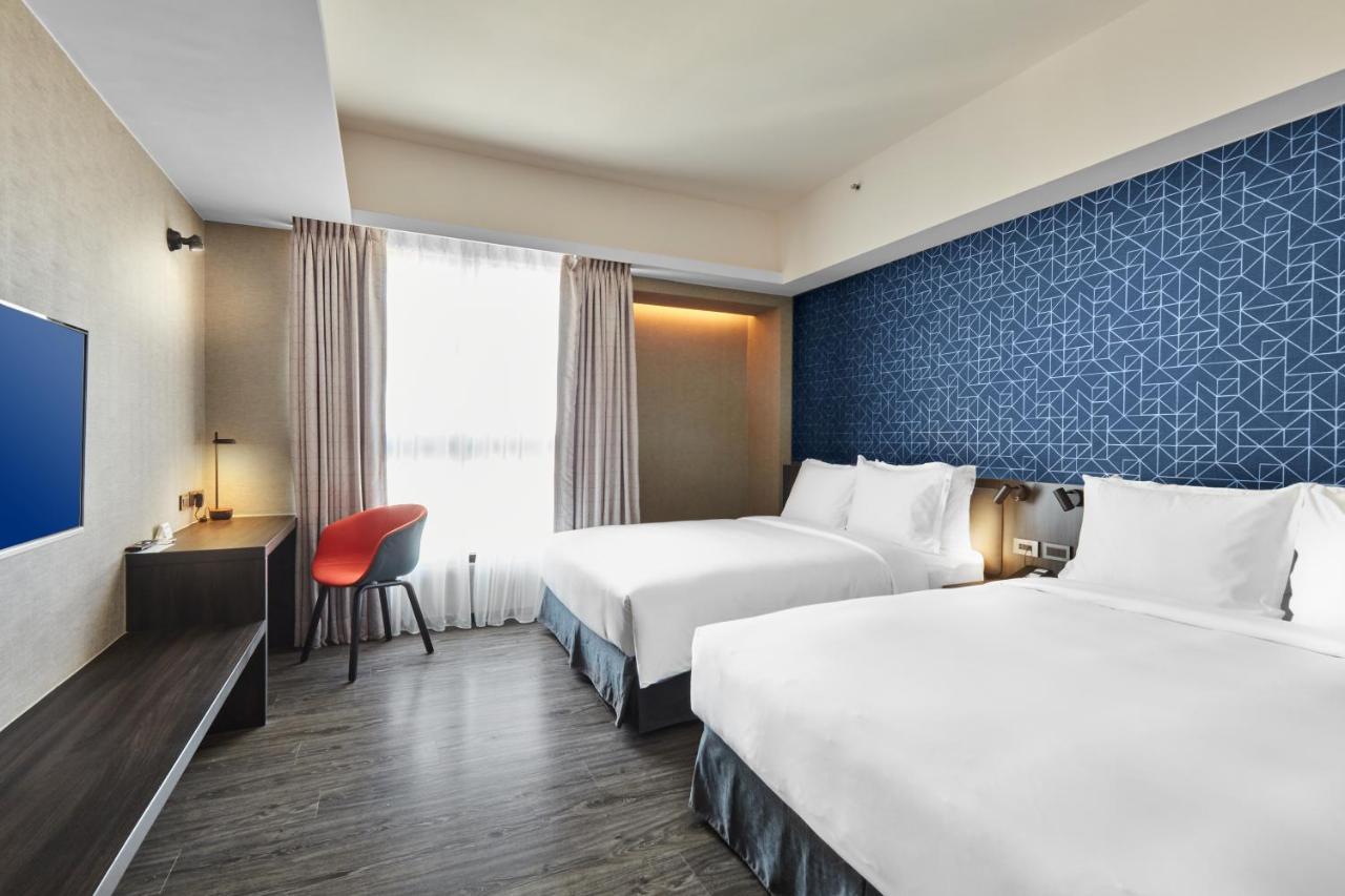 Holiday Inn Express Kaohsiung Love River By Ihg Zewnętrze zdjęcie