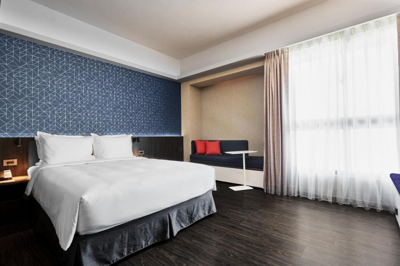 Holiday Inn Express Kaohsiung Love River By Ihg Zewnętrze zdjęcie