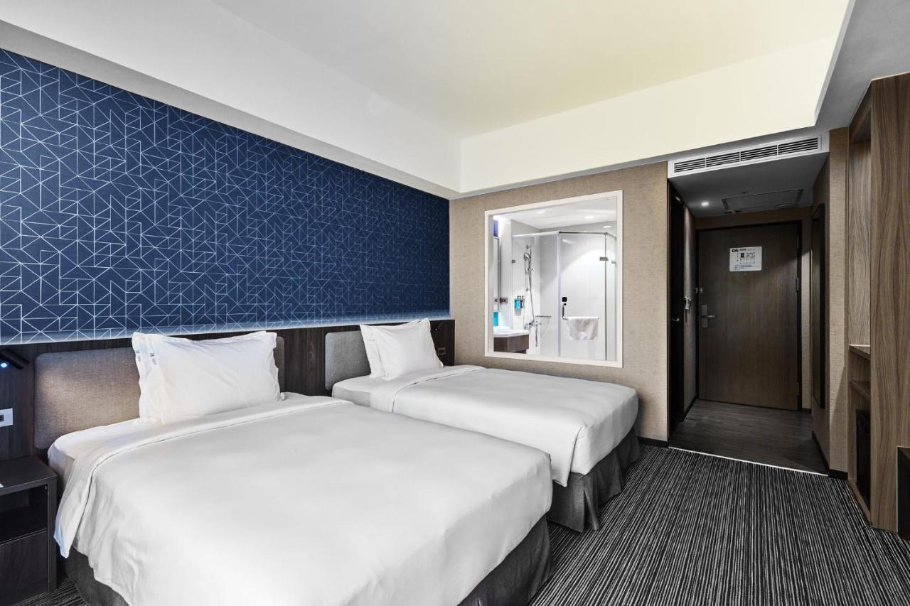Holiday Inn Express Kaohsiung Love River By Ihg Zewnętrze zdjęcie