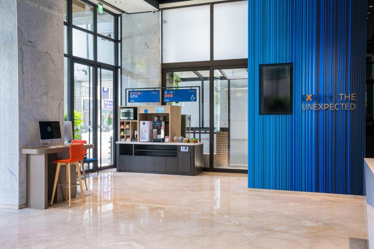 Holiday Inn Express Kaohsiung Love River By Ihg Zewnętrze zdjęcie